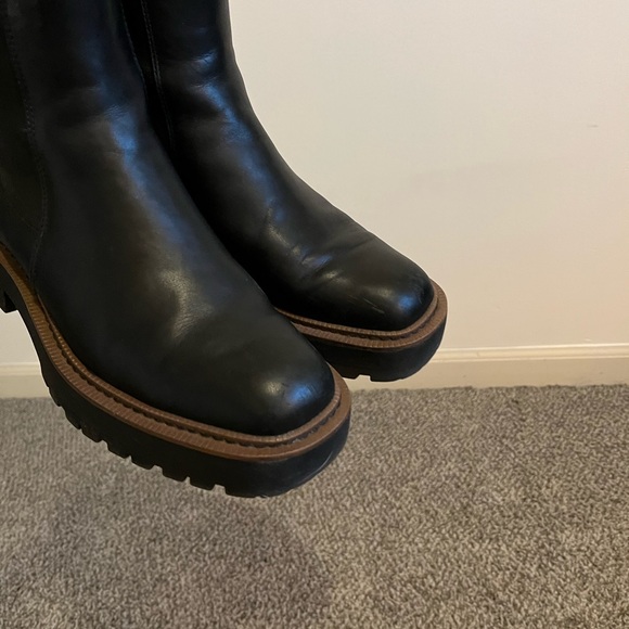 Sam Edelman Laguna Chelsea Boot in Black Leather - Picture 6 of 7